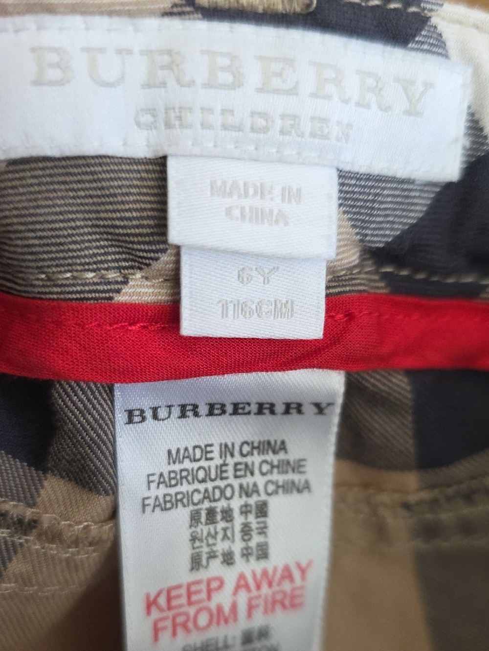 Burberry Kids Novacheck Print Beige and Black Plaid Shorts Sz 6Y - Picture 14 of 14